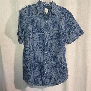 GAP Blue Short-Sleeve Tropical Print Button-Down Shirt